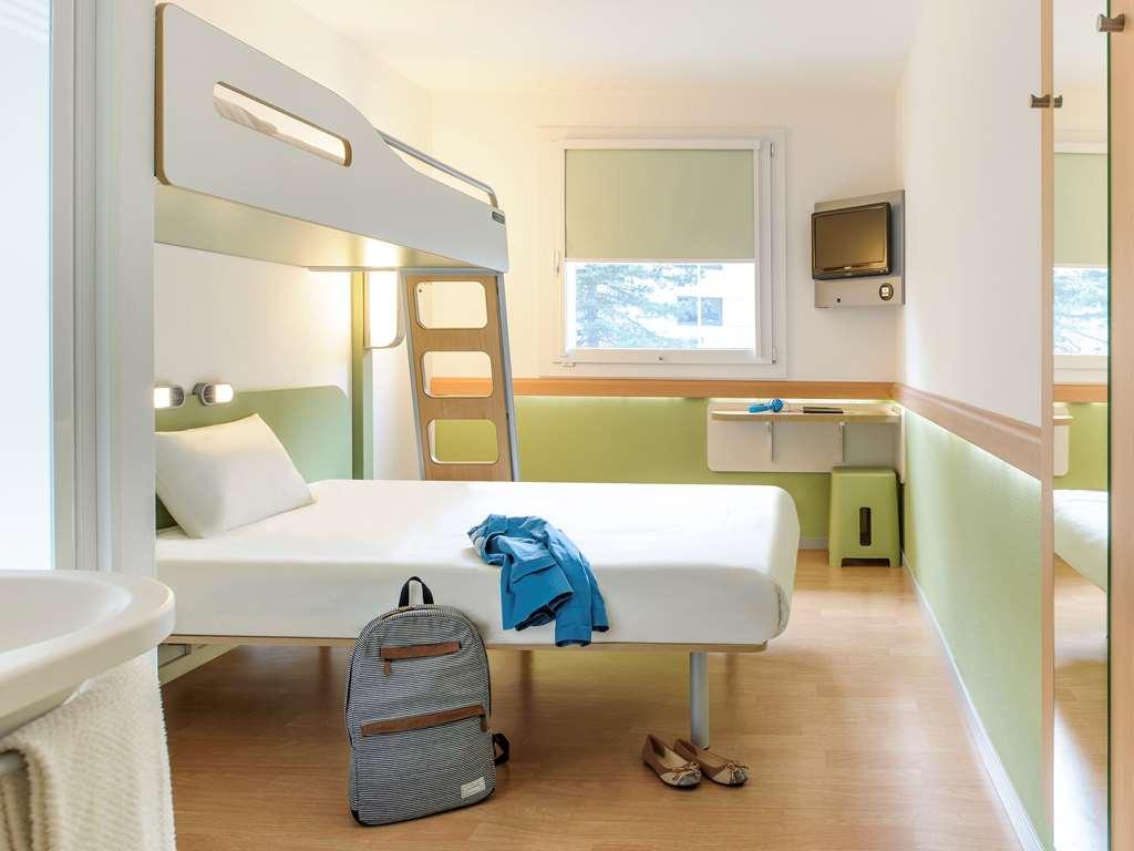 B&B Hotel Koeln-Marsdorf Номер фото